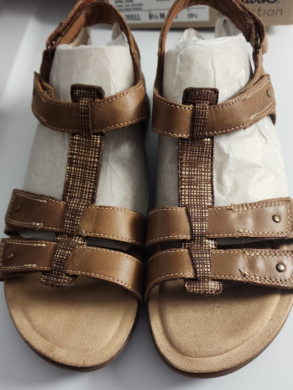 Clarks Tan Brown Strappy T‑Bar Comfort Sandals